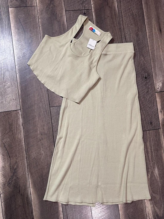 Free People Dresses & Skirts - Free People Beach Skirt Set